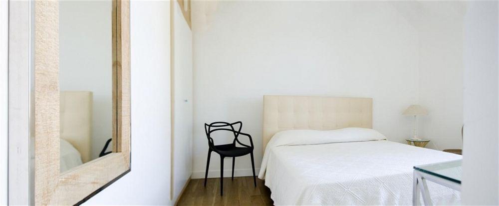 Agora Apartments Sorrento Exteriér fotografie
