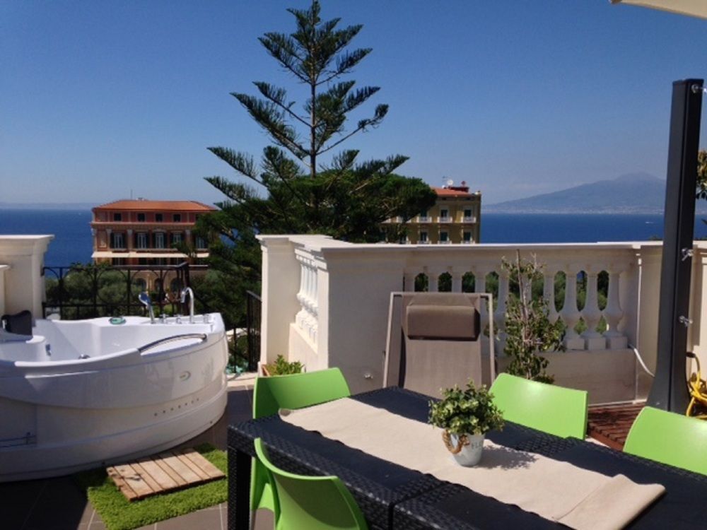Agora Apartments Sorrento Exteriér fotografie